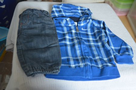 TAILLE 68-74 - VESTE NIKE + HOSE