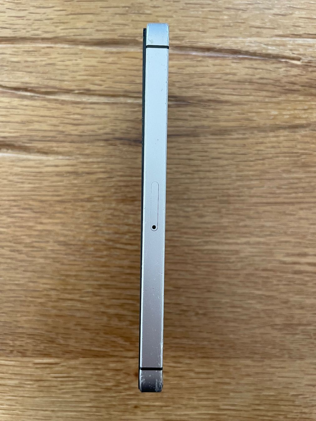 Apple Telefoni cellulari / Smartphones: iPhone SE, Space Gray, 32GB – Usato da Zürich venduto da P.S1 3