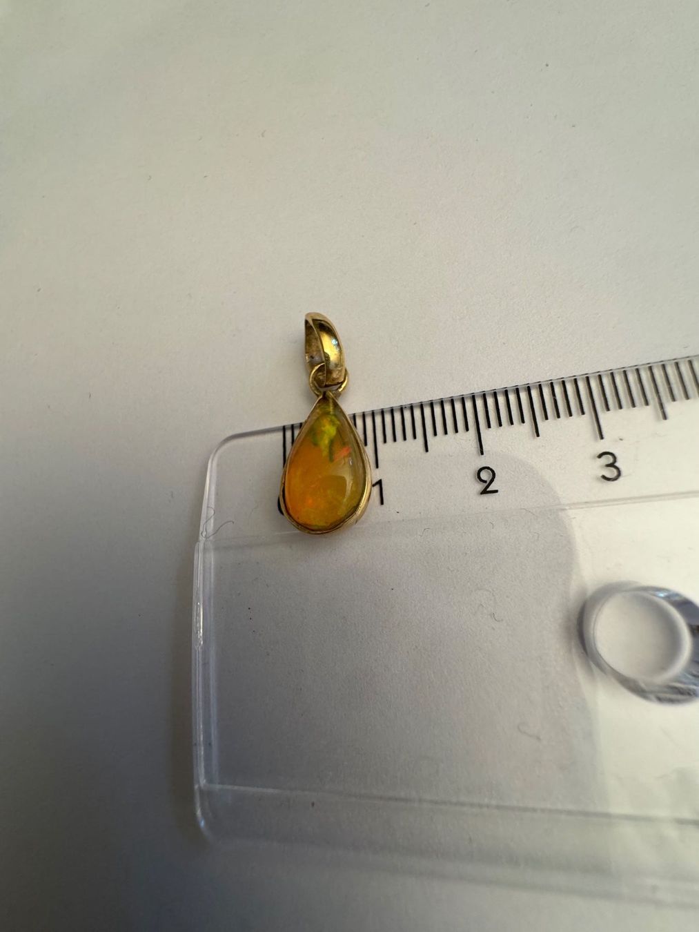 Ciondoli: Anhänger Mit Opal.Gelbgold 750 – Nuovo (secondo la descrizione) da Bern venduto da Javero 2