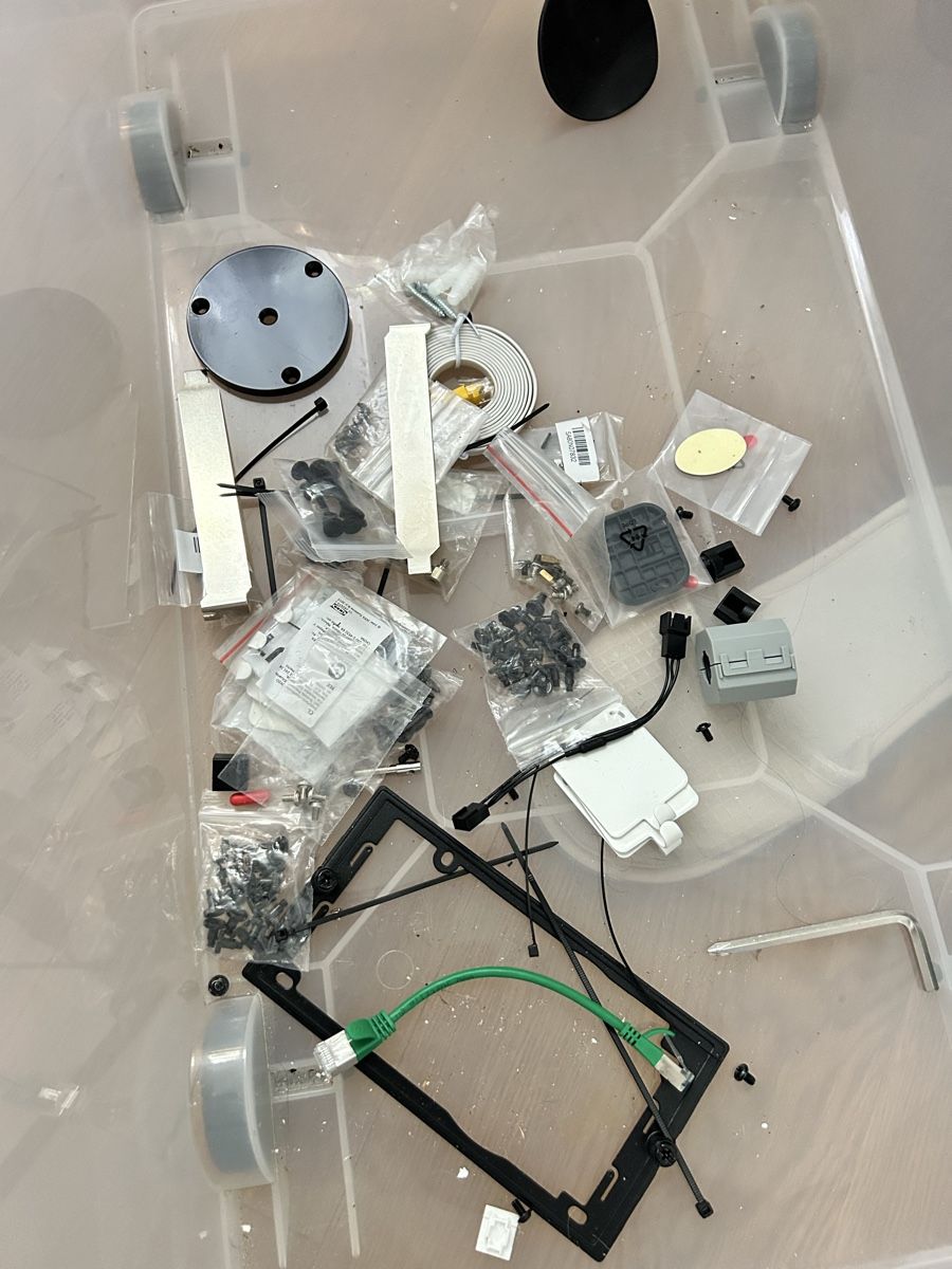 PC: Diverse PC-Teile: Kabel, Adapter, Schrauben u.v.m. – Usato da Pratteln venduto da andi1977 1