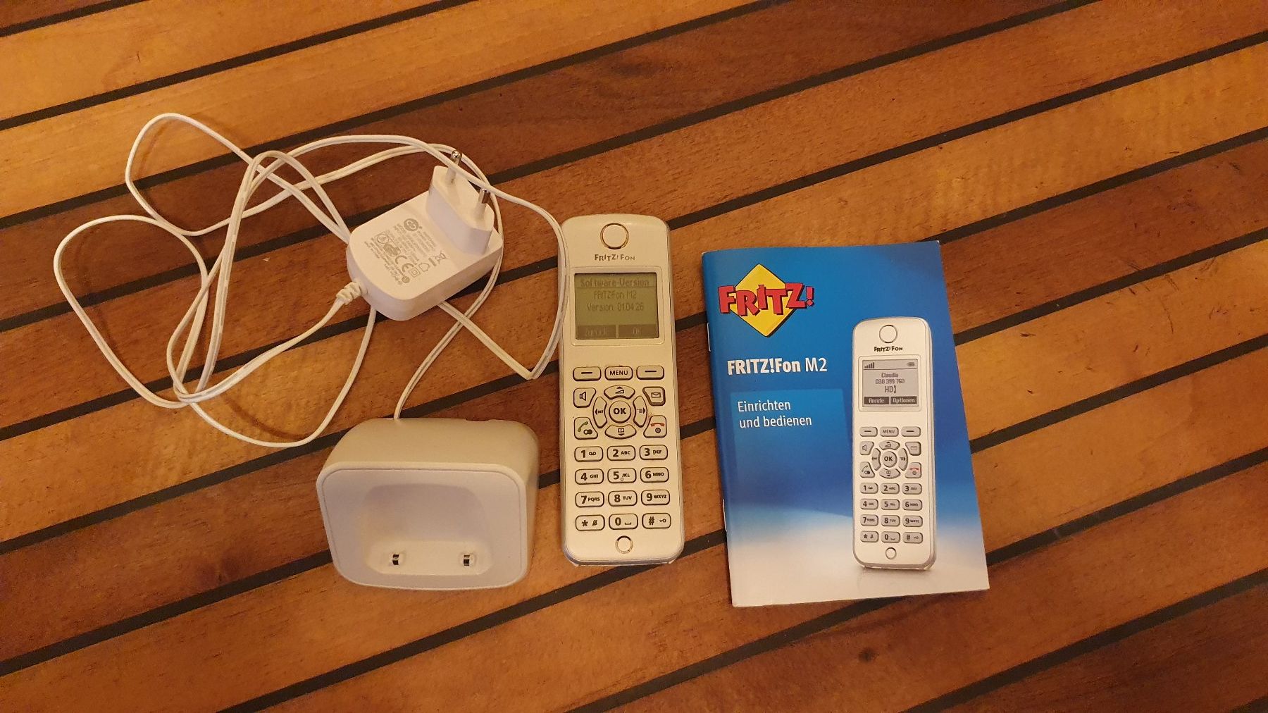 Fritz Telefoni: Fritz Fon M2 - Schnurloses Telefon  DECT – Usato da Biberist venduto da stang4eva