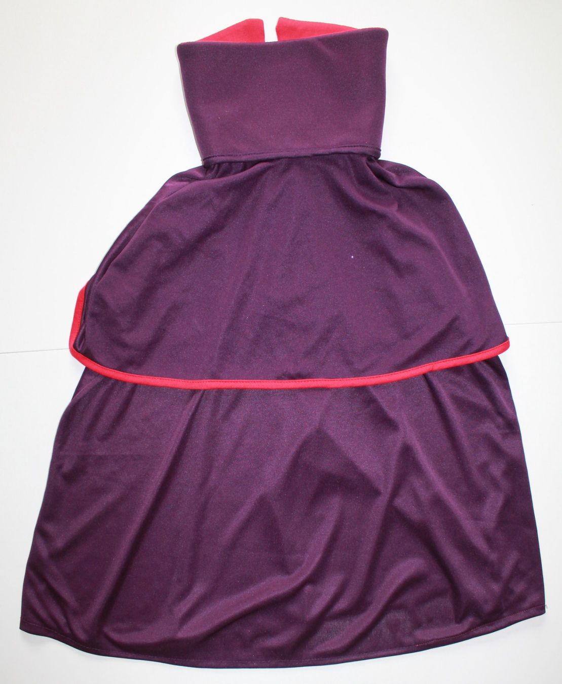Costumi: Costume Dracula / vampire / Vampir t. 4 - 6 ans – Usato da Peseux venduto da CoolShoping 4