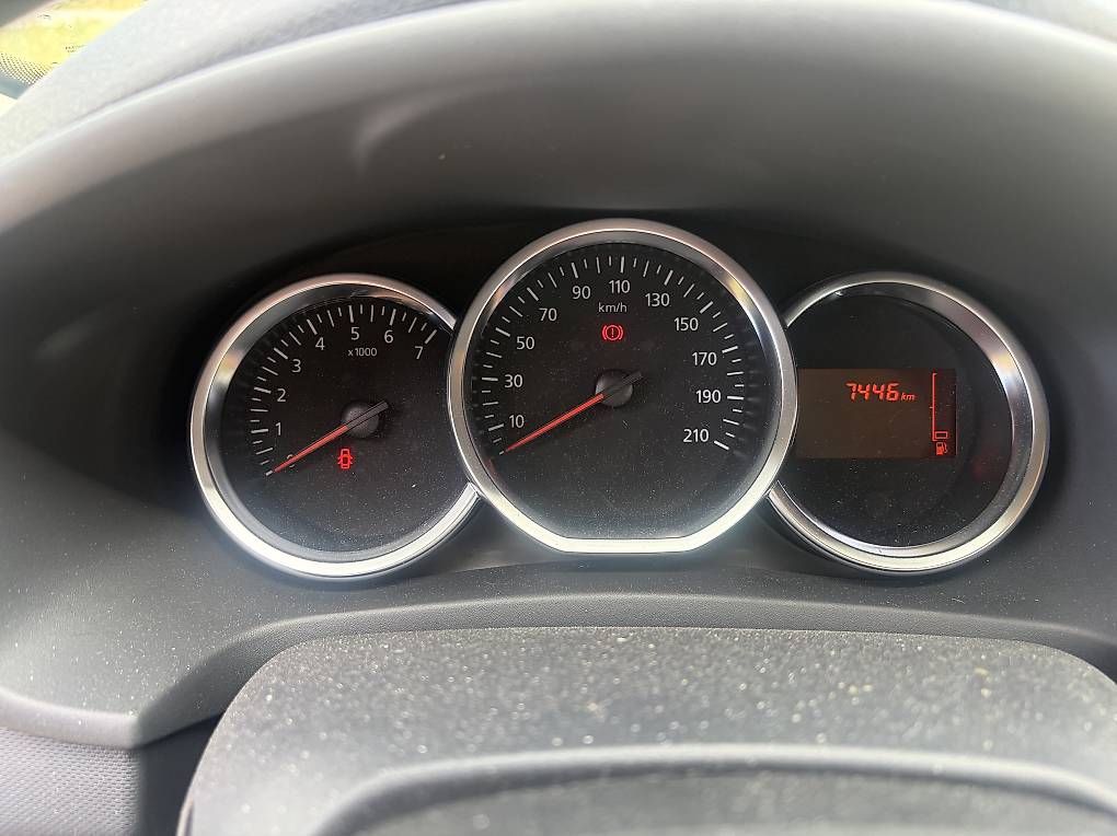 Dacia Autos: Dacia Sandero 1.0 Essential 75 – Gebraucht aus Montagny-les-Monts von seb.jaquet 3