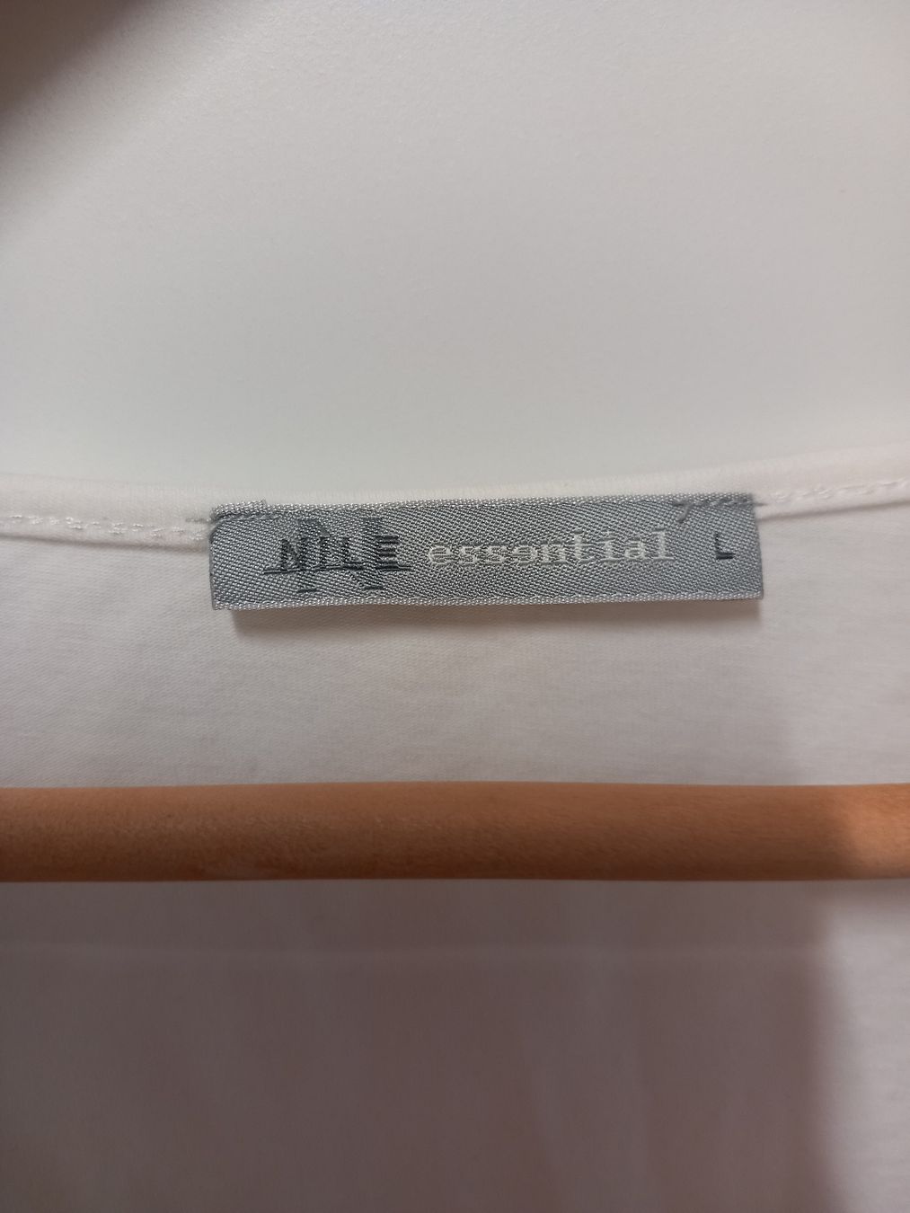 Nile T-shirt: NILE essential 3/4 Shirt Gr.L, weiss – Usato da Gwatt (Thun) venduto da umwelt-brocki 3