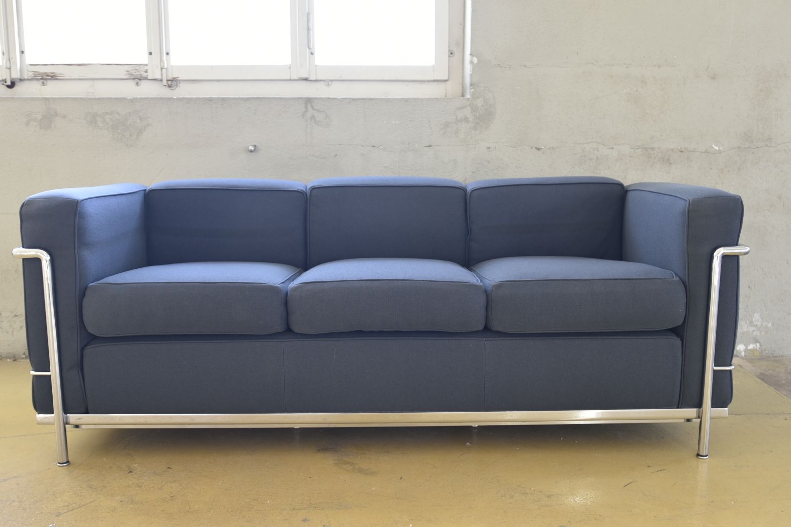 Cassina Sofas: Sofa Cassina LC2 le corbusier - original – Gebraucht aus Lichtensteig von UsedINStore 3