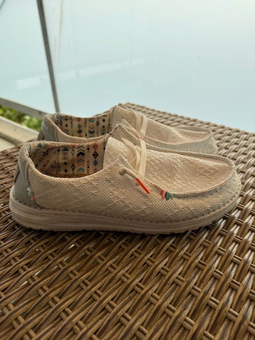 Chaussures femmes: Hey Dude Damen Schuhe Grösse 39 – D'occasion à Buchs ZH par cin_vzl7
