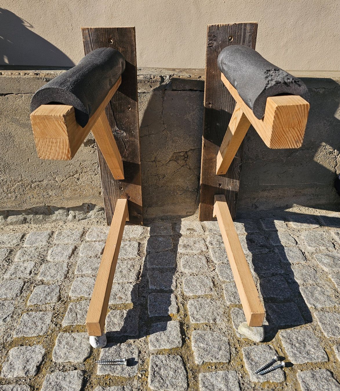 Selle & Accessori: Robuste Sattelhalter, gepolstert, 2 Stück – Usato da Enggistein venduto da markaris 1