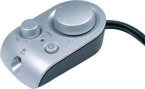 Logitech Haut-parleurs: Lautsprecher mit WOOOOOMS – D'occasion à Egerkingen par Luckyluj 4