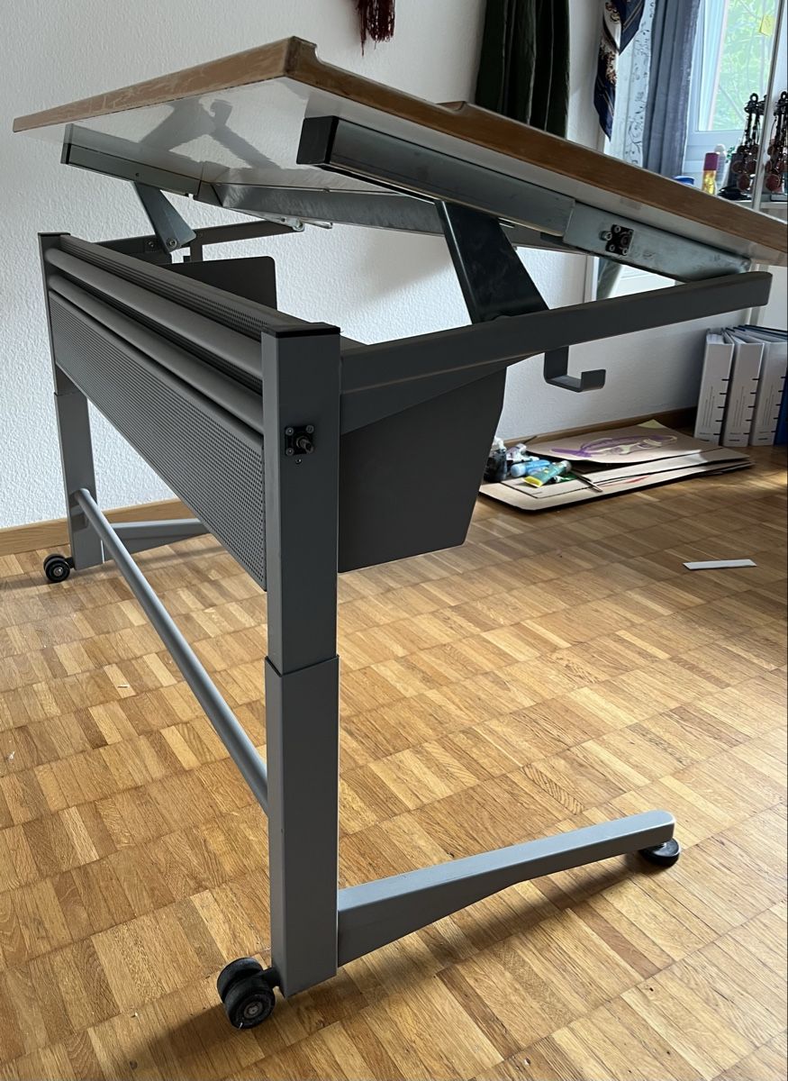 Schreibtische: Schreibtisch mit Kippfunktion – Gebraucht aus Greifensee von Steini777 1