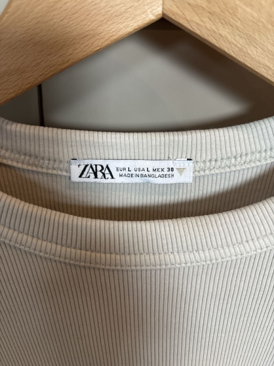 Zara Tops: Zara Langarmshirt Top Gr L, beige, Rippstrick – Gebraucht aus Rorschacherberg von Kpas 1
