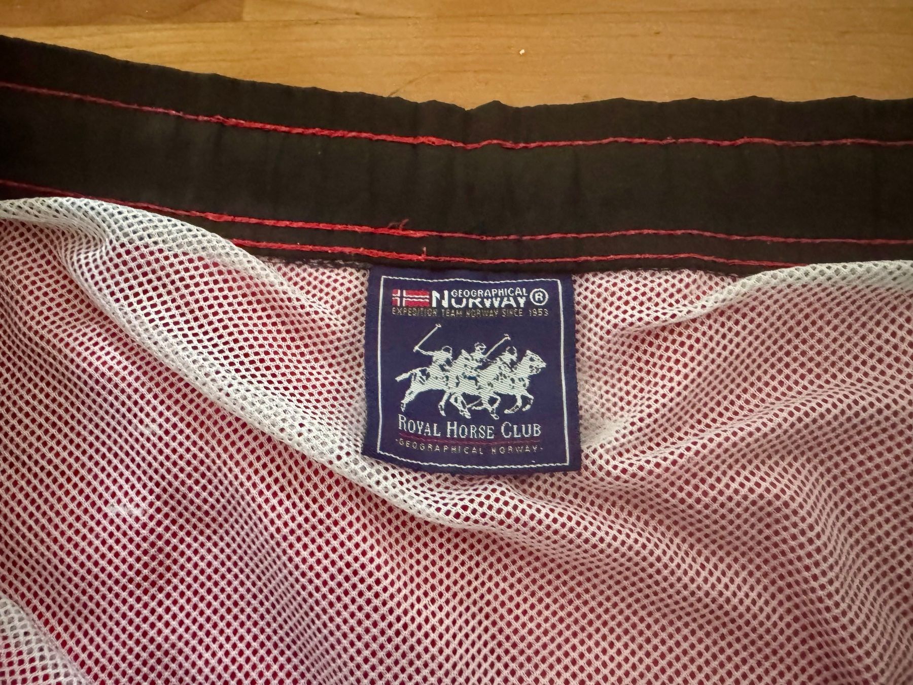 Costumi da bagno: 2 Badehosen Geographical norway & JackJones – Usato da Schüpbach venduto da digase 1