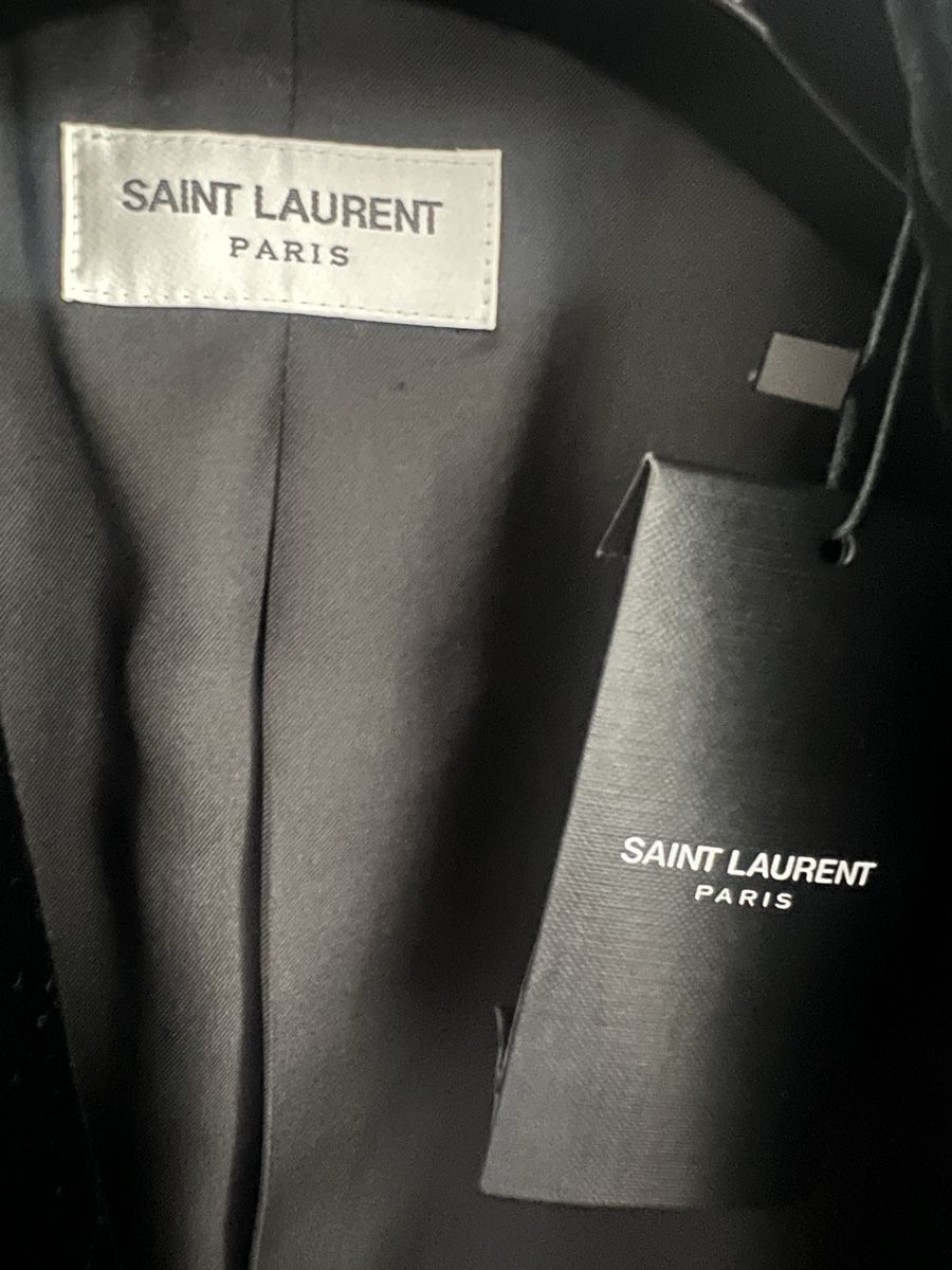Saint Laurent Completi: SAINT LAURENT Velours, neu mit Etikett – Nuovo e nell'imballaggio originale da Zürich venduto da ReStyle. 5