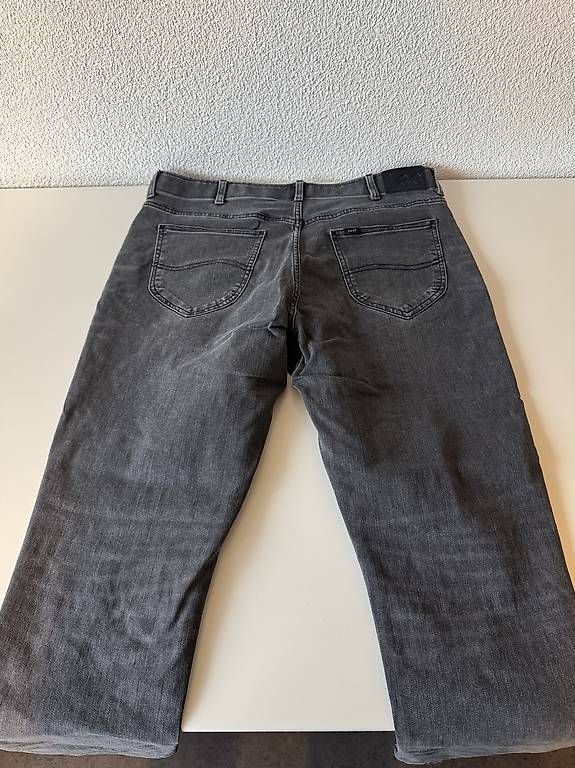 Jeans: LEE Jeans Slim Fit – Usato da Rothrist venduto da Baggio19 2