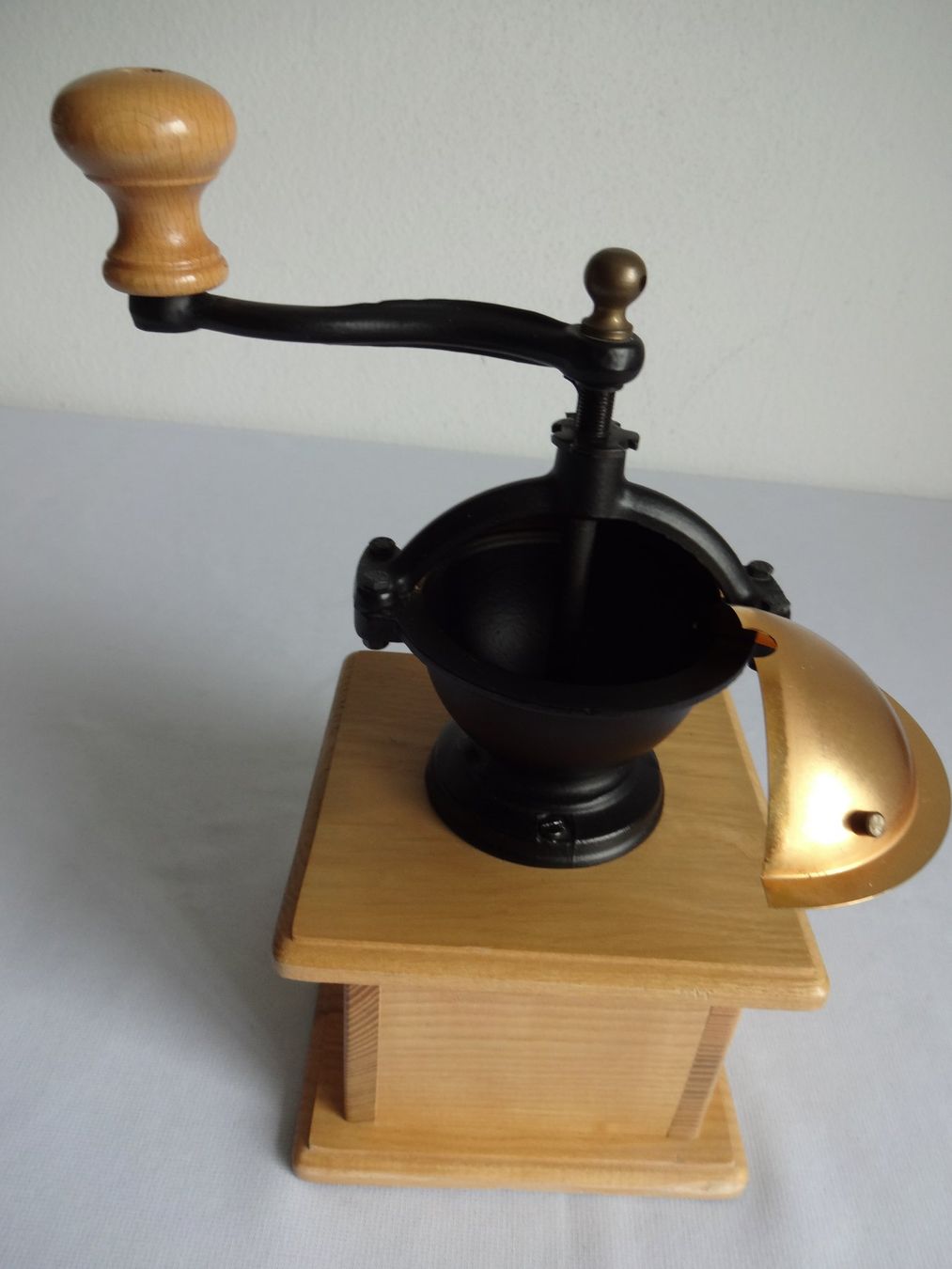 Elettrodomestici da cucina: Hand Kaffeemühle, Neu – Nuovo (secondo la descrizione) da Frauenfeld venduto da Jahy 3