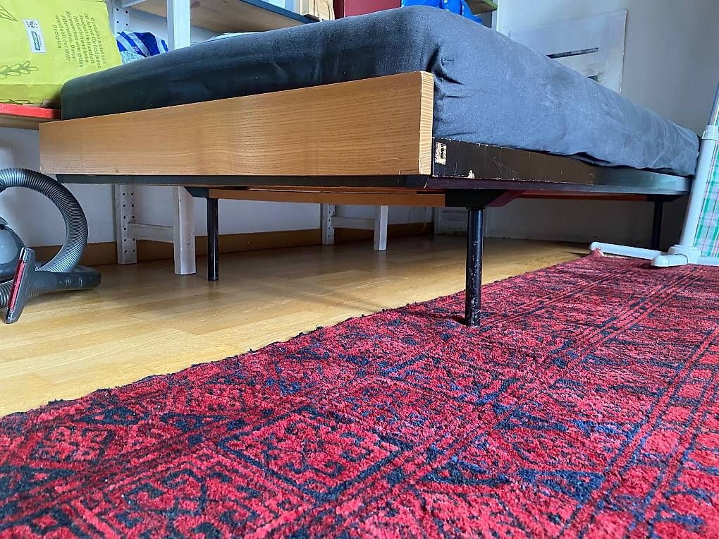 Letti: Bett – Usato da Zürich venduto da al4hed 2