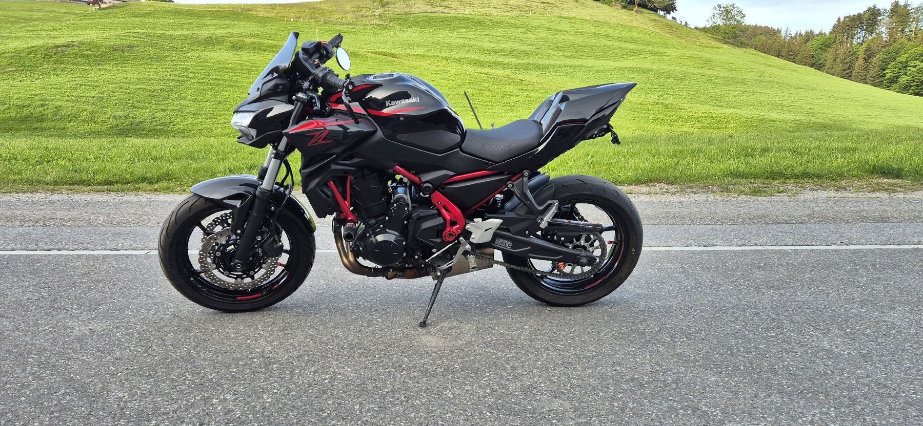 Kawasaki Strada: Kawasaki Z650 ABS – Usato da Herisau venduto da ste_g5wg 1