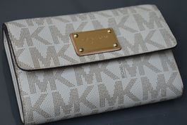Michael Kors pochette