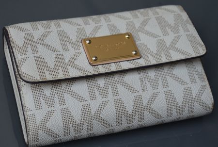 Michael Kors pochette