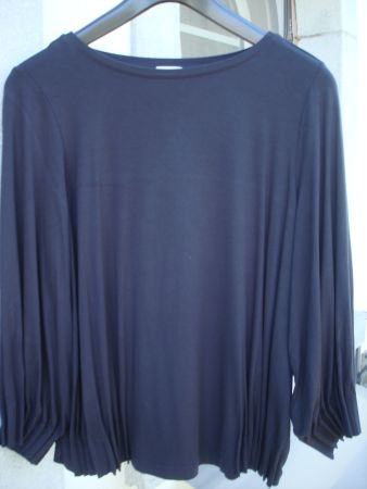 GERRY WEBER d.blaues Shirt, Gr. 38,  spez. Details, wie NEU