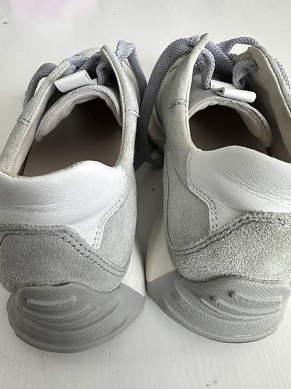 Scarpe da donna: Gabor Sneaker grosse 38 – Usato da Abtwil SG venduto da Riono-01 1