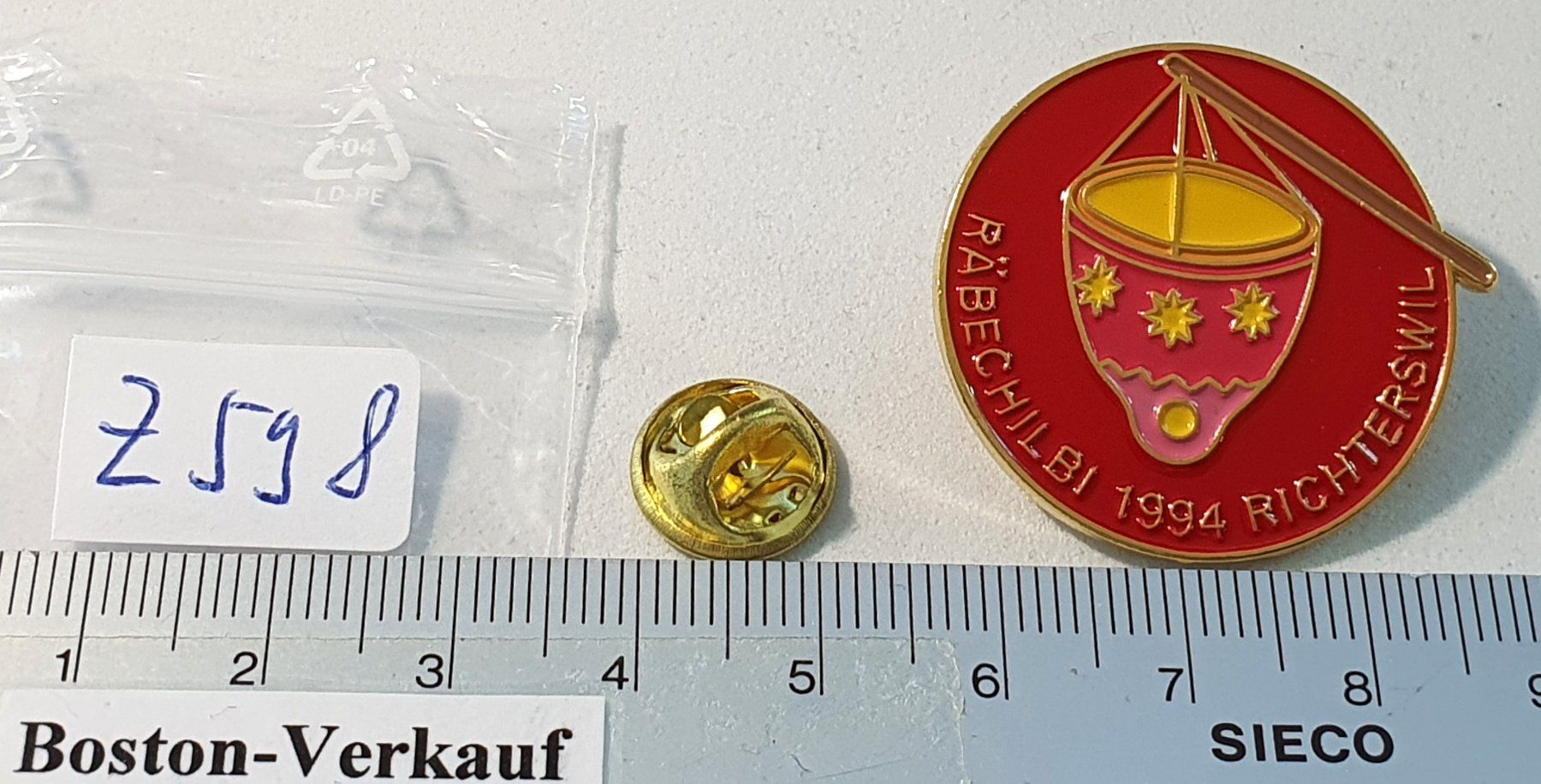 Placchette & Badge: Z598 - Pin Räbechilbi 1994 Richterswil – Usato da Reinach BL venduto da Boston-Verkauf 1