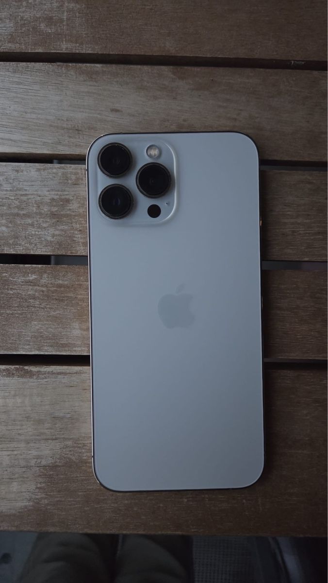 Apple Portables: IPhone 13 Pro Max / sehr guter Zustand – D'occasion à Amriswil par rox_w9lf 1