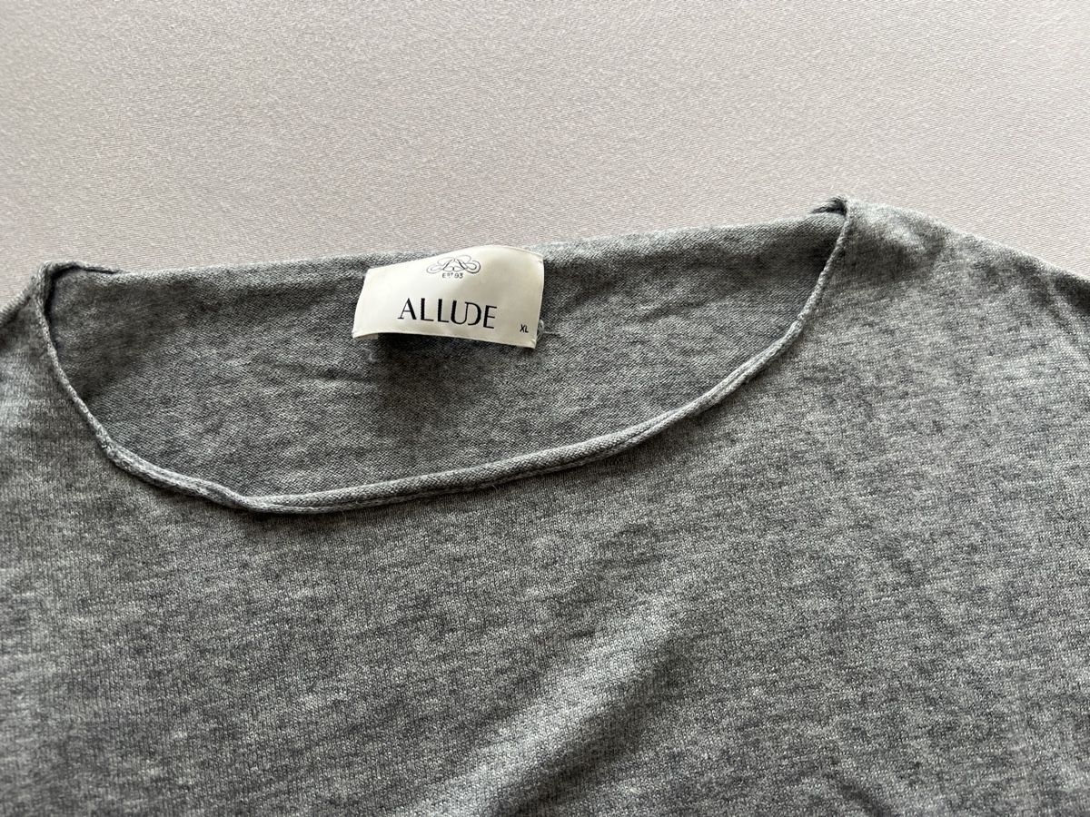 Allude Maglioni & Felpe: Graues T-Shirt - Basic Oberteil, Grösse XL – Usato da St. Gallen venduto da miksatoka 1
