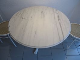Bistro Tisch