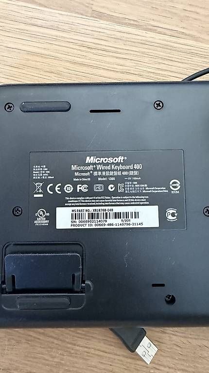 Tastiere: Microsoft USB-Tastatur Schwarz – Usato da Kloten venduto da nic_92np 1