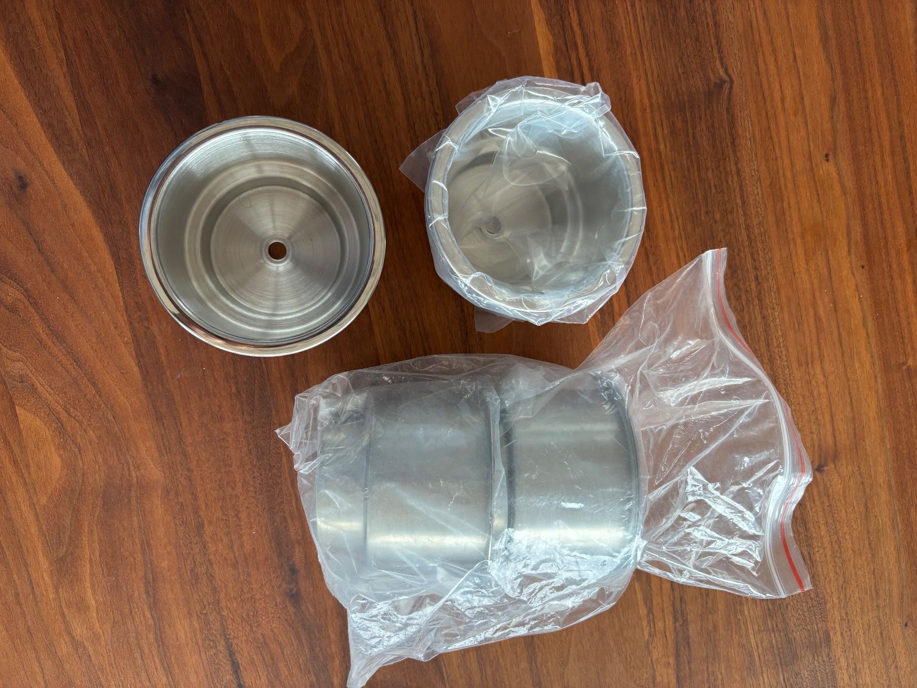 Accessori per altri veicoli: Bier Weinglas Halter um in Möbel ein zu lassen – Nuovo e nell'imballaggio originale da Volketswil venduto da PHTLS 2
