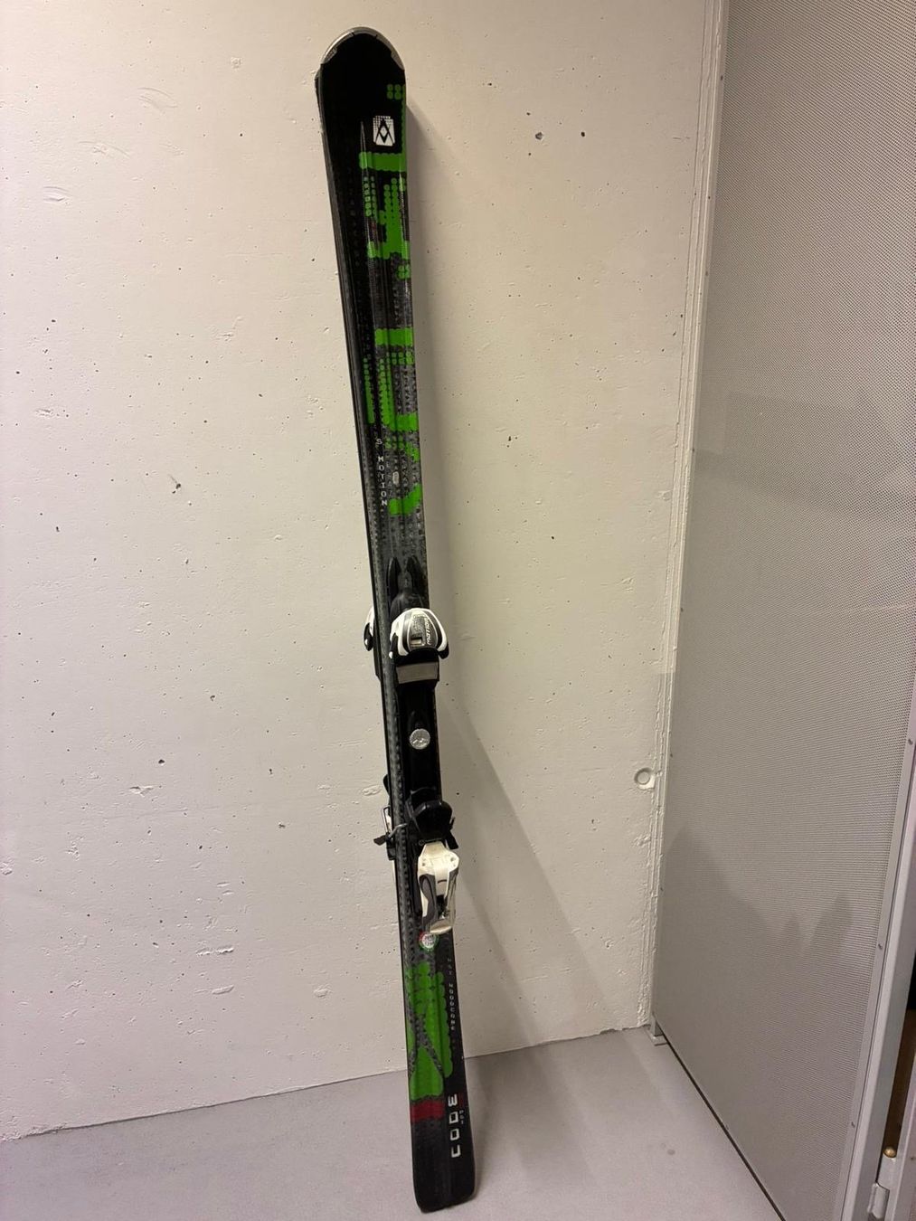 Völkl Sci: Völkl Code Ski, Top Zustand – Usato da Küssnacht am Rigi venduto da lor_s8ng