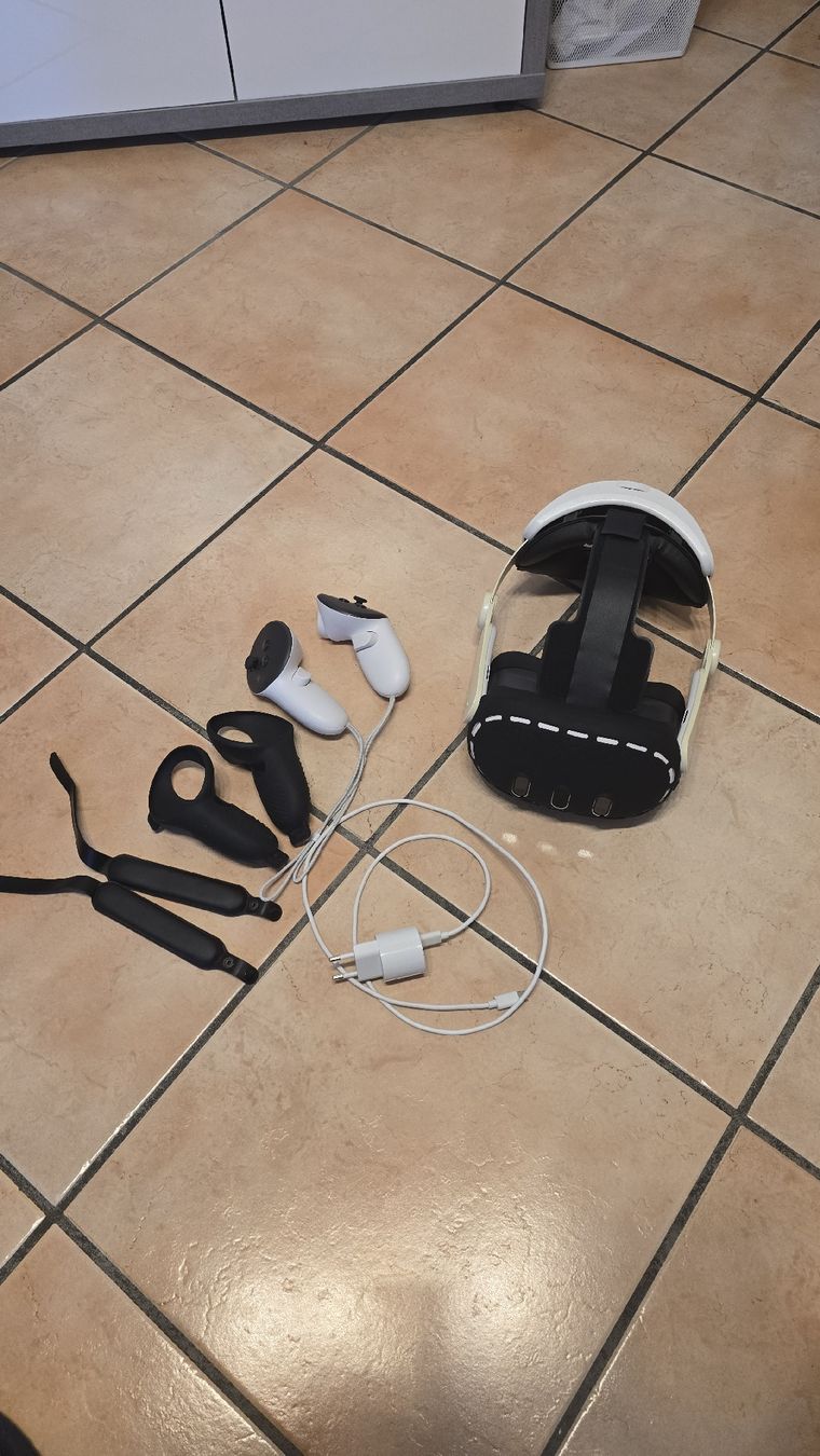 Meta Casque VR: meta quest 3 128gb + accessori – Neuf (Voir description) à Breganzona par Crm.sagl