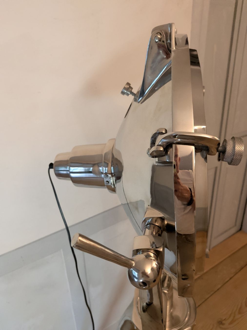 Lampen: Variable Stehlampe Chrom neuwertig – Gebraucht aus Dietfurt von Subforce1853 4