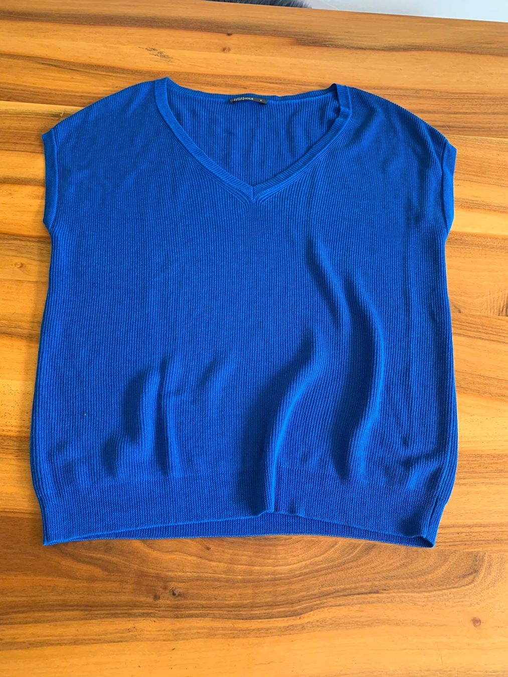 Nile Tops: NILE Royalblauer Pullunder Sommer Gr. S – Neu (gemäss Beschreibung) aus Meiringen von Sheyene