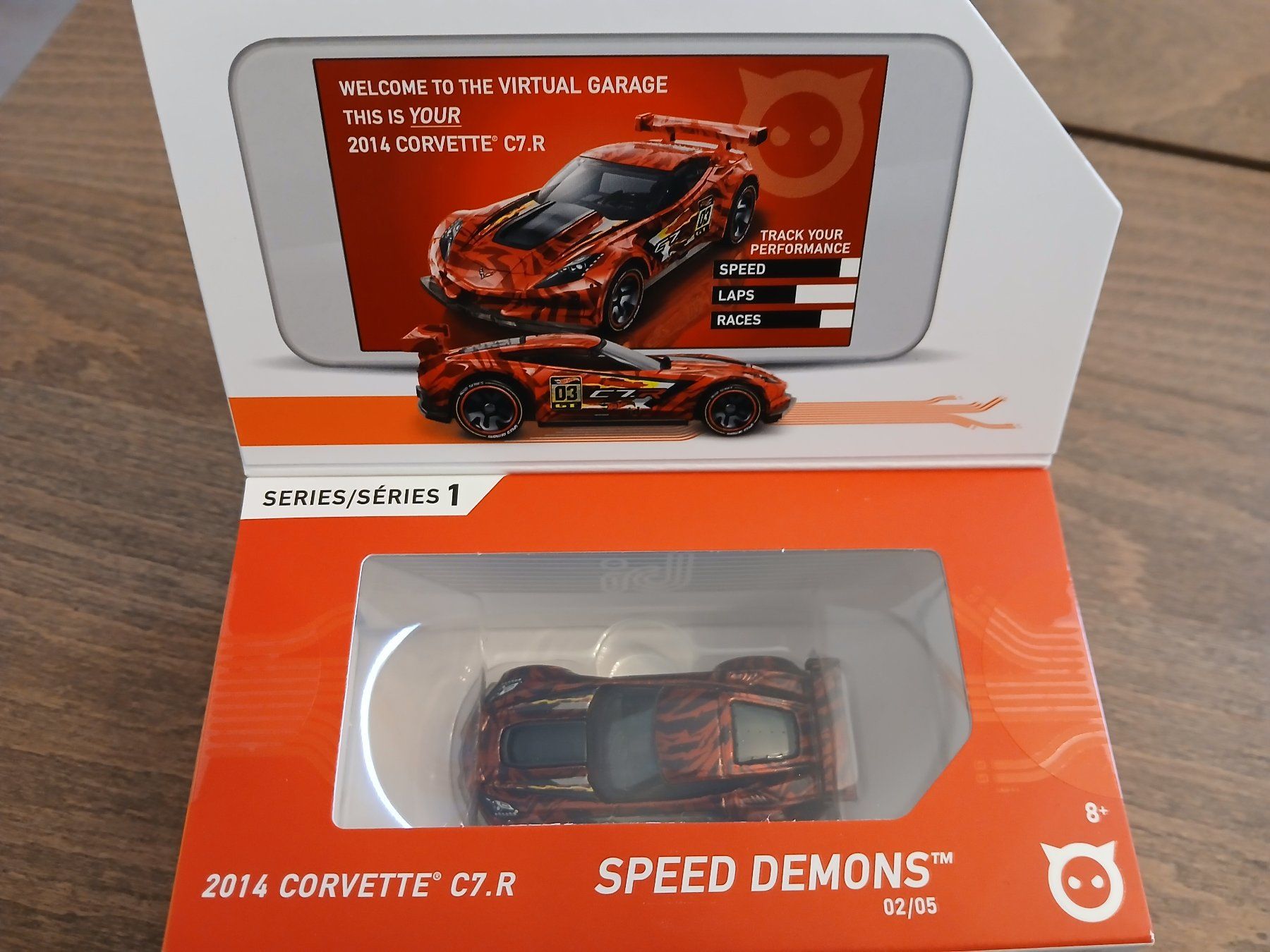 Hot Wheels Modellini d'auto: 2014 Chevrolet Corvette C7 R – Nuovo e nell'imballaggio originale da Wiedlisbach venduto da Pontiacman93 1