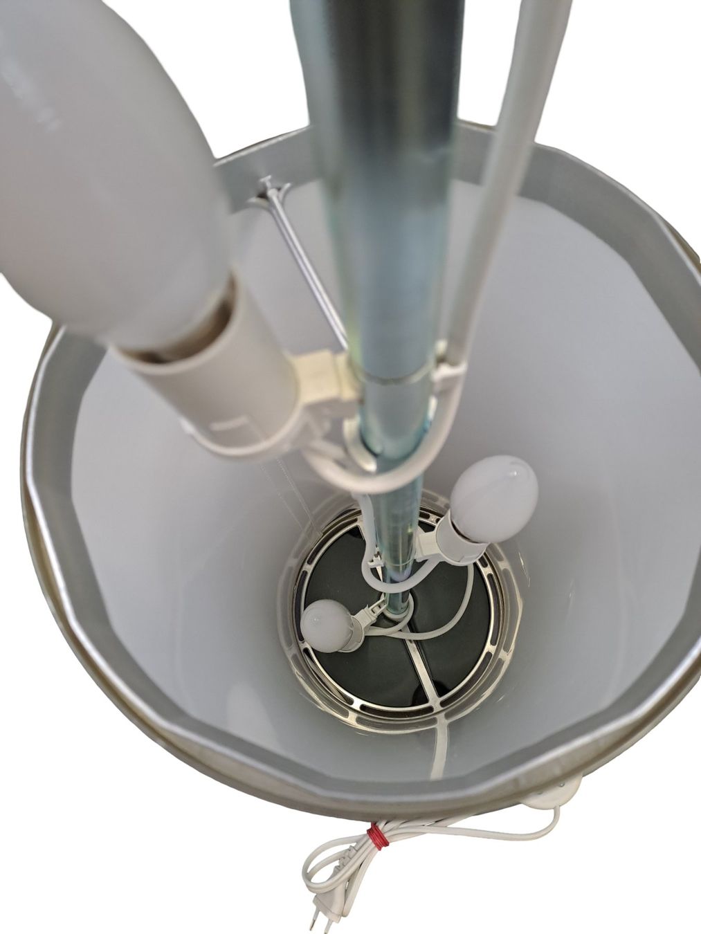Ikea Lampade: IKEA Vidja Stehlampe – Usato da Männedorf venduto da Restwert_Maennedorf 1