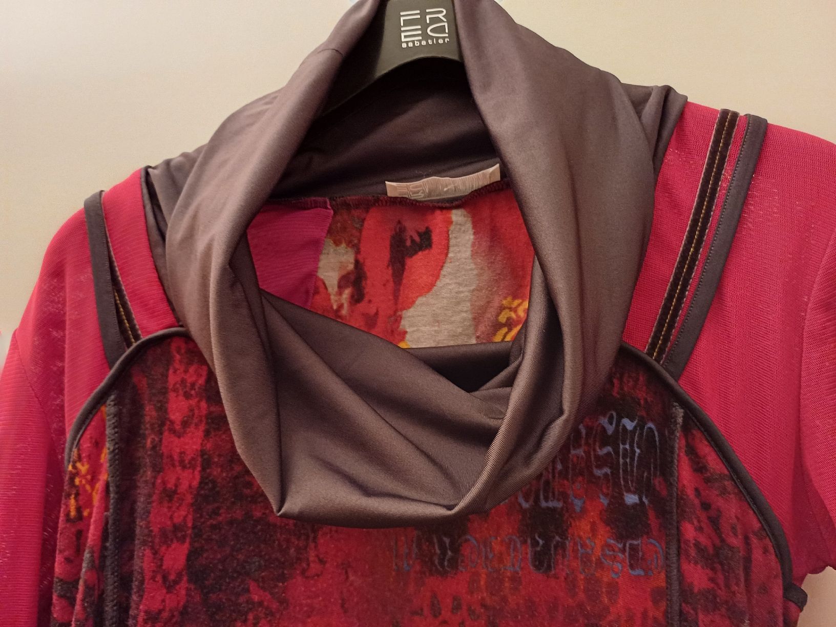 Vestiti: Robe, Frédéric Sabatier, taille 40(44 italien) – Usato da Boudry venduto da JulieG13 1