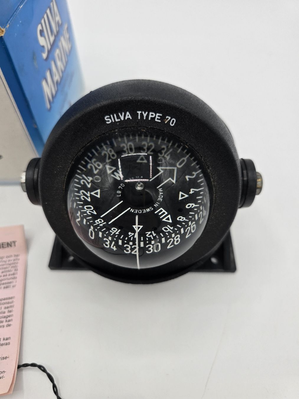 GPS & Strumenti di misurazione: Boussole de navigation marine Silva Type 70 N – Usato da Bière venduto da BellayServices