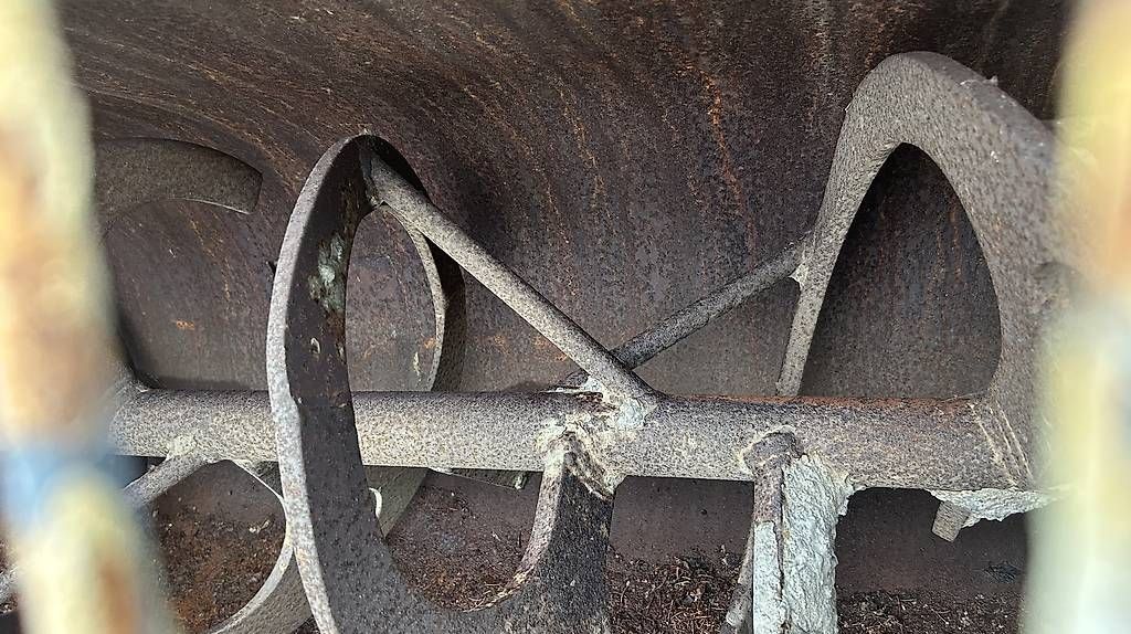 Alle Maschinen: Betonmischschaufel Eckart – Gebraucht aus Menziken von TairiBaumaschinen10 3