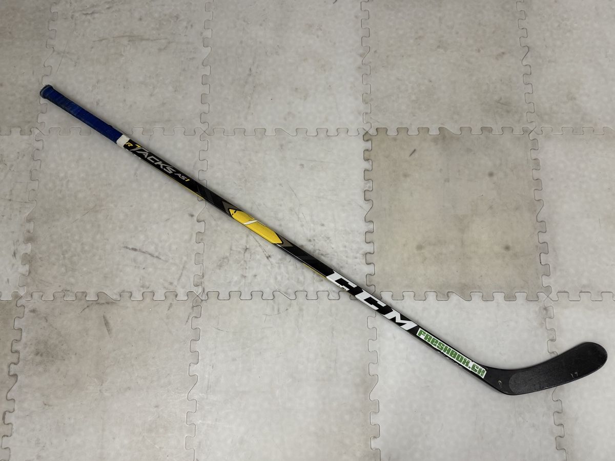 Ccm Bastoni & Pale: CCM Eishockey Stock von David McIntyre – Usato da Schwyz venduto da Aasterix