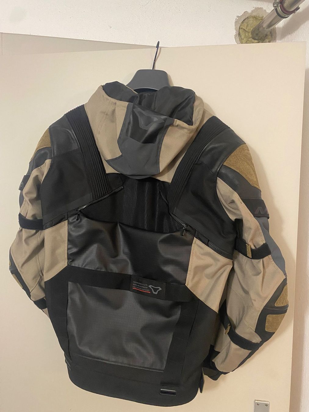 Vestes: Macna Tryton NightEye-M Schwarz/Olive, Textil/Leder – Neuf (Voir description) à Luzern par noa_p6l2 2