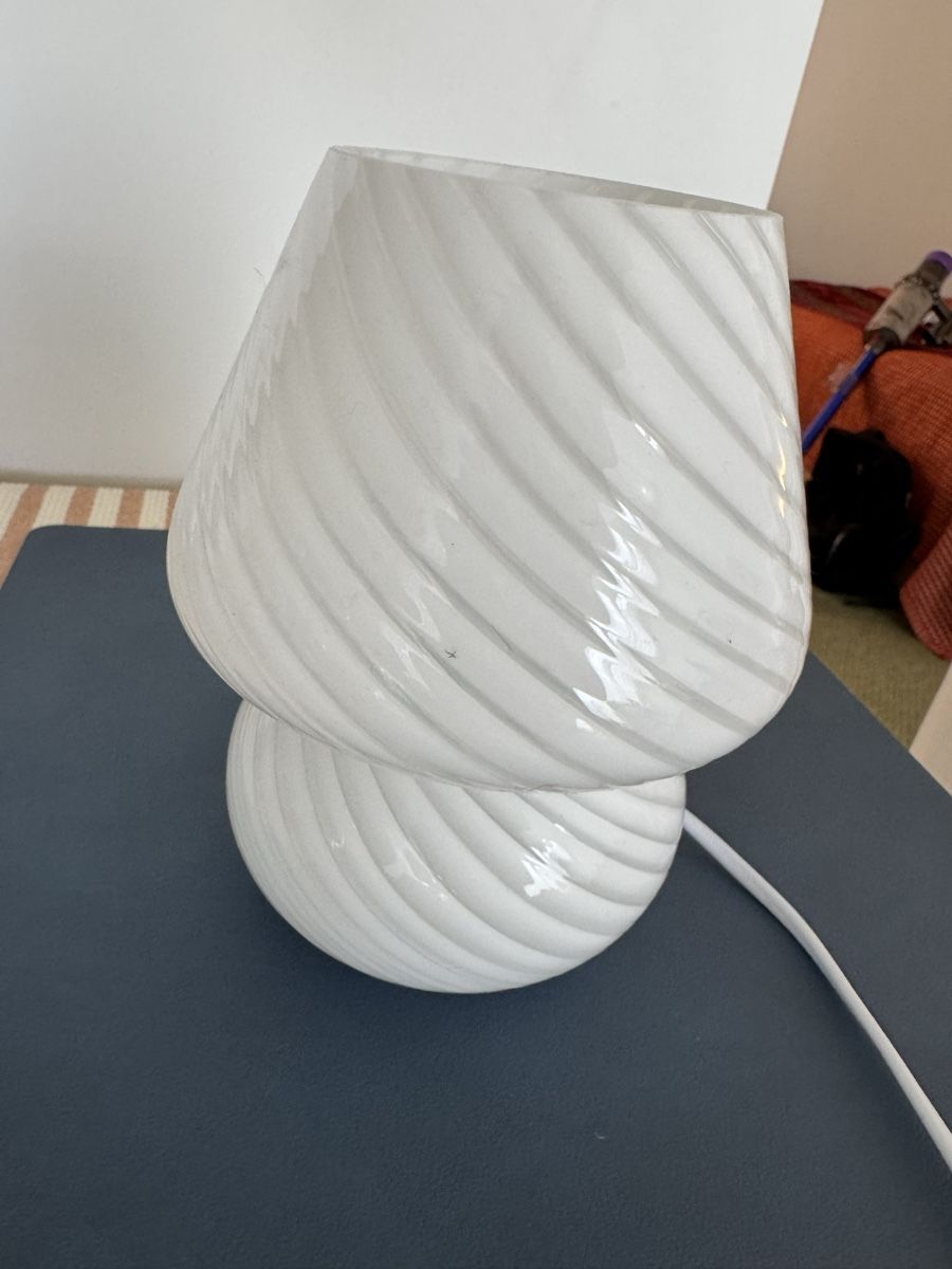 Lampes: Mushroom  Glass Lamp – D'occasion à Horw par lor_mh97 2