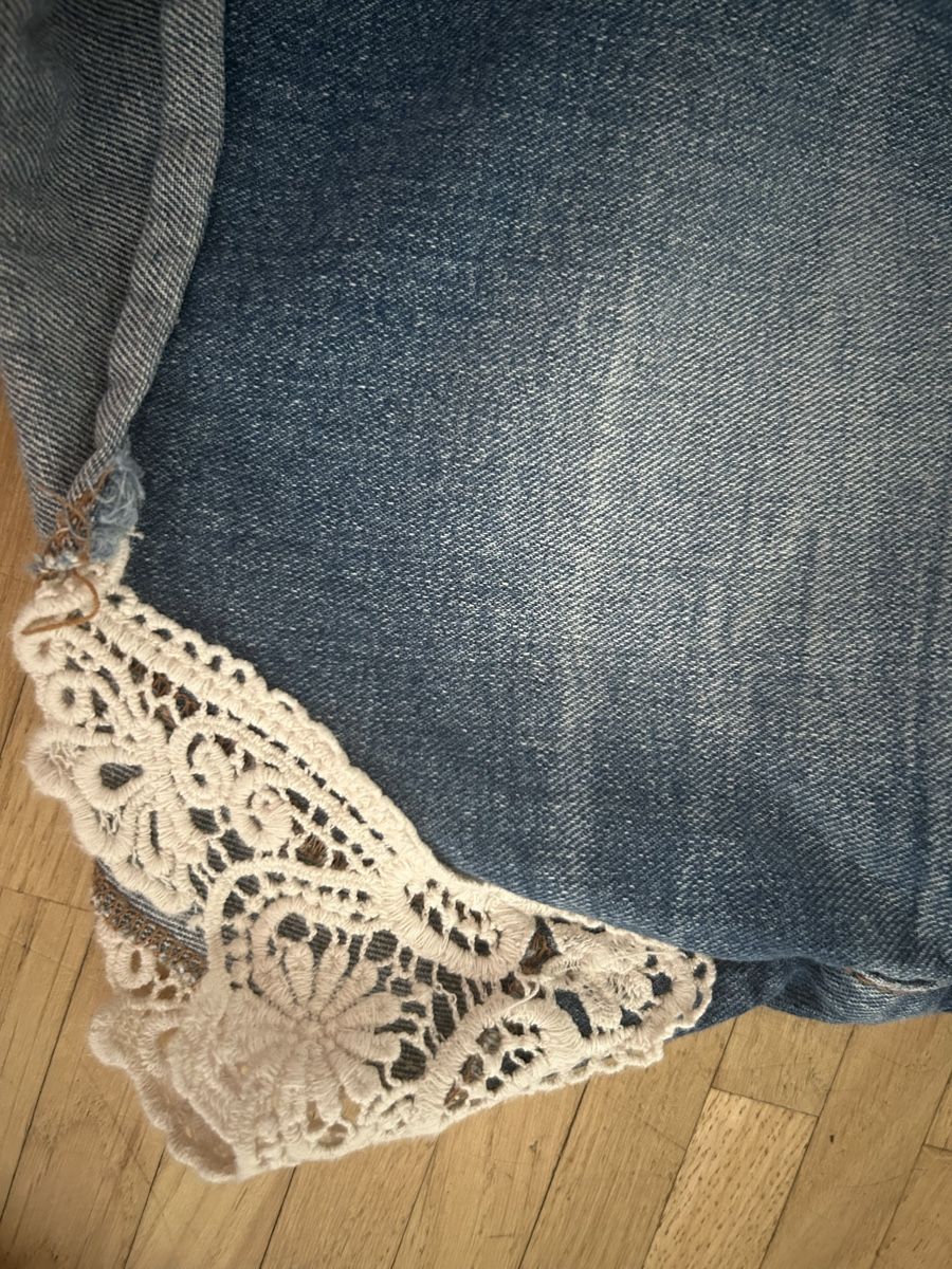 Maison Scotch Jeans: Jeansshorts mit Spitzen – Usato da zürich venduto da N2424 2