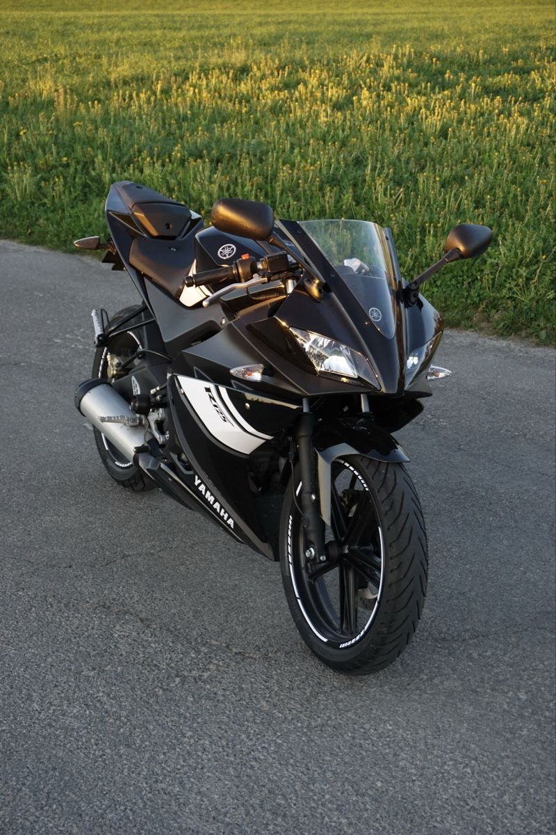 Yamaha Strada: Yamaha YZF-R125 2011 – Usato da Merenschwand venduto da sar_z5sz 2