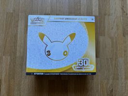 Coffret Dresseur Elite Pokemon 30 ans français