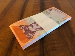 Venezuela 2018 - Bündel à 100 x 5 Bolivares UNC