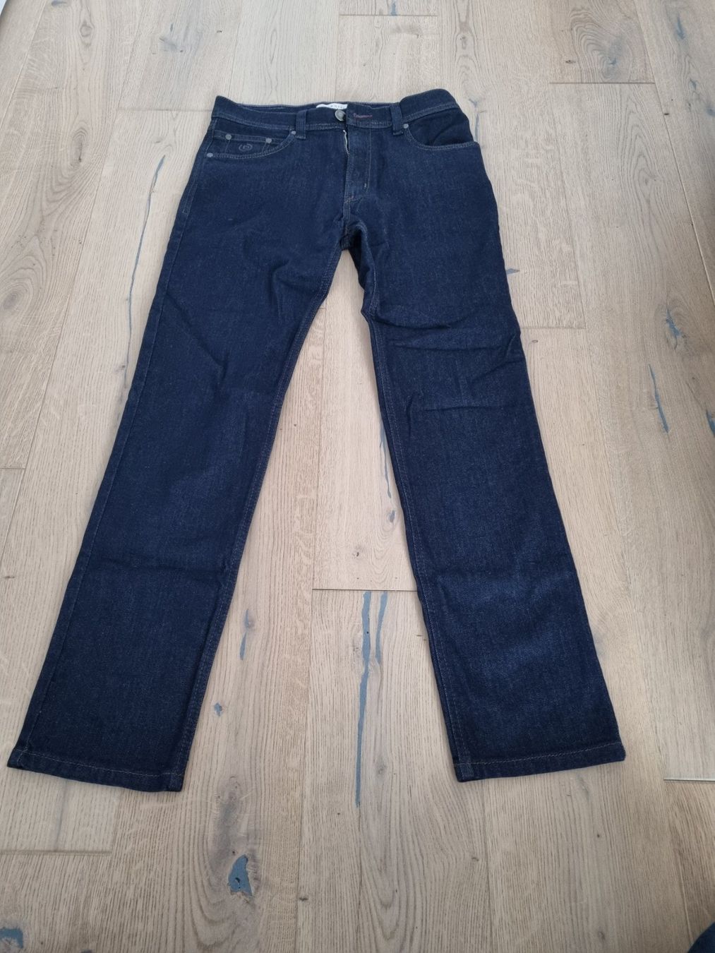 Jeans: Neue Bugatti Jeans – Gebraucht aus Rüti ZH von Komperdell