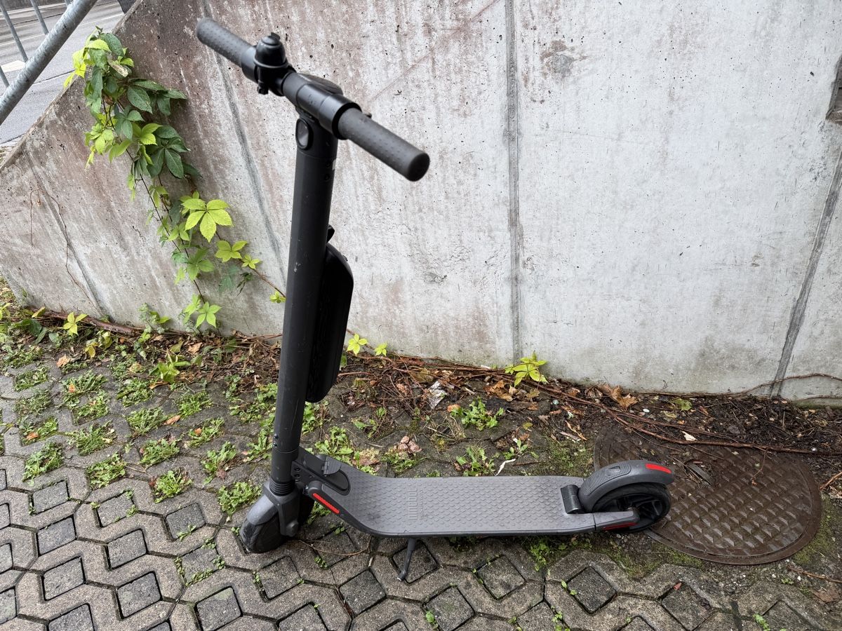 Segway Kickboard: Ninebot E scooter – D'occasion à Aarau par bikestones