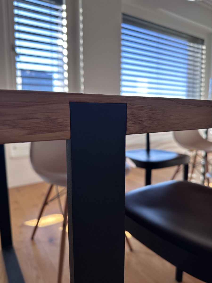 Tavoli: Janua Designtisch Eiche/Metall, Top Zustand – Usato da Zürich venduto da lid_lqc8 1