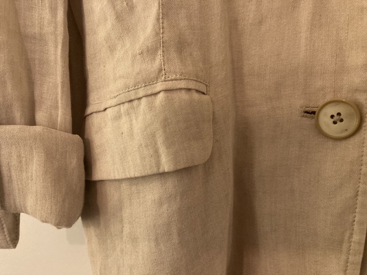 Giacche: Schicker Blazer Beige Grösse 36 – Usato da Biberist venduto da Nafena 1